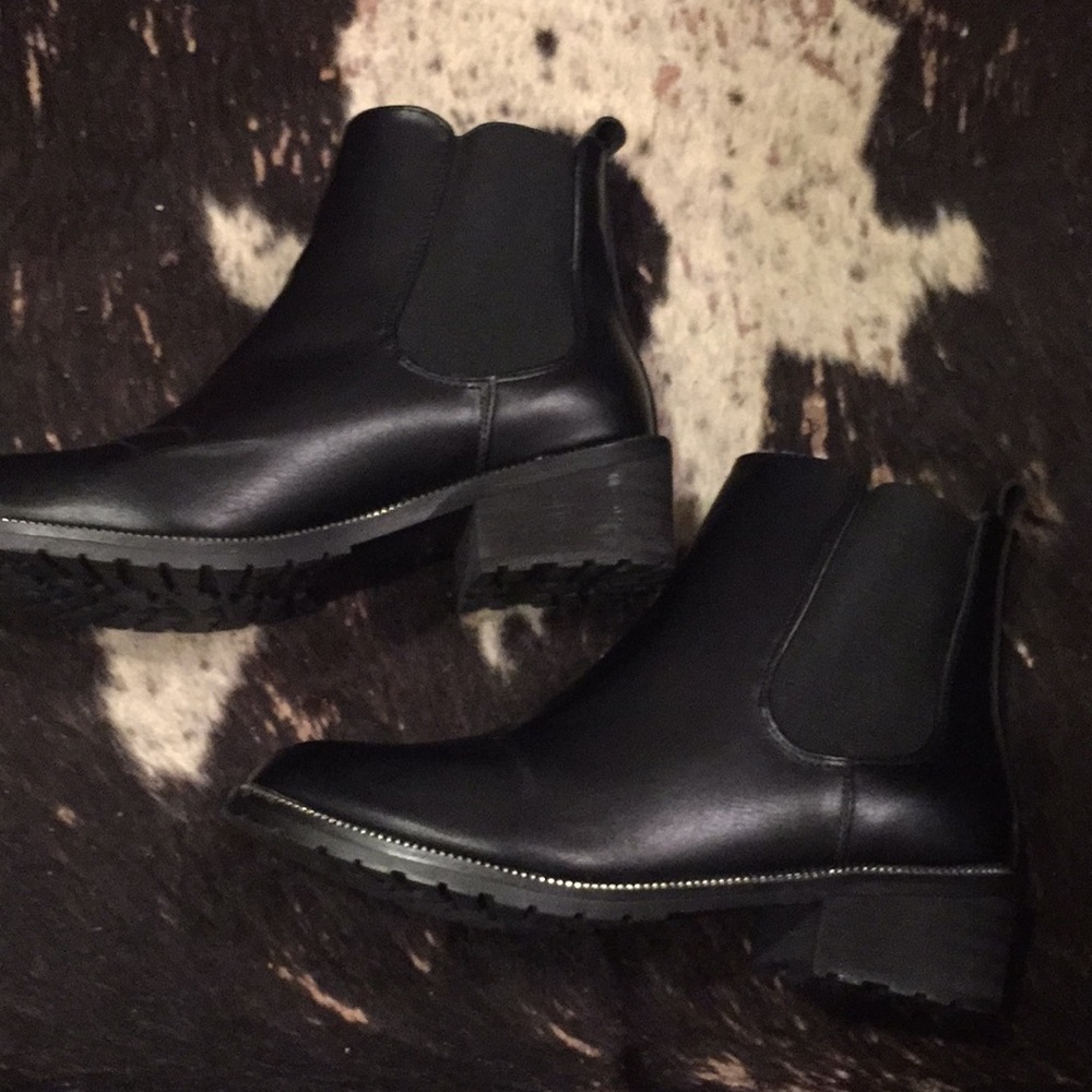 Black boots